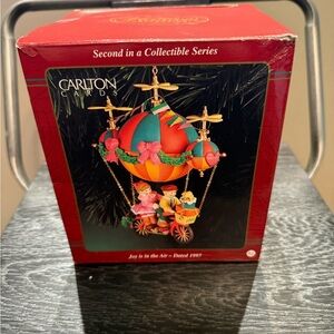 Carlton Cards Festive Hot Air Balloon Ornament